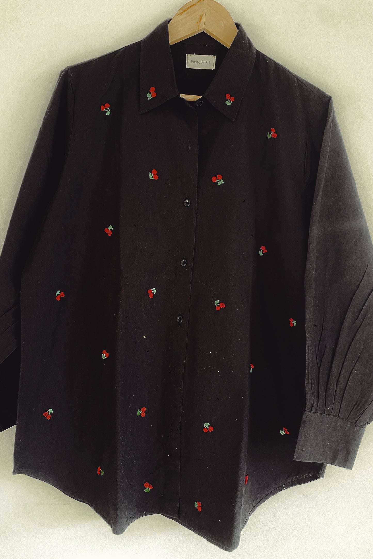 Black Roses Embroidery Shirt (Unisex)