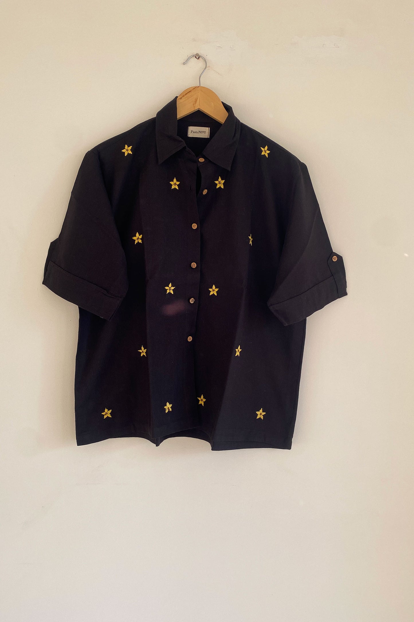 Black Sunflower Embroidery Shirt (Unisex)