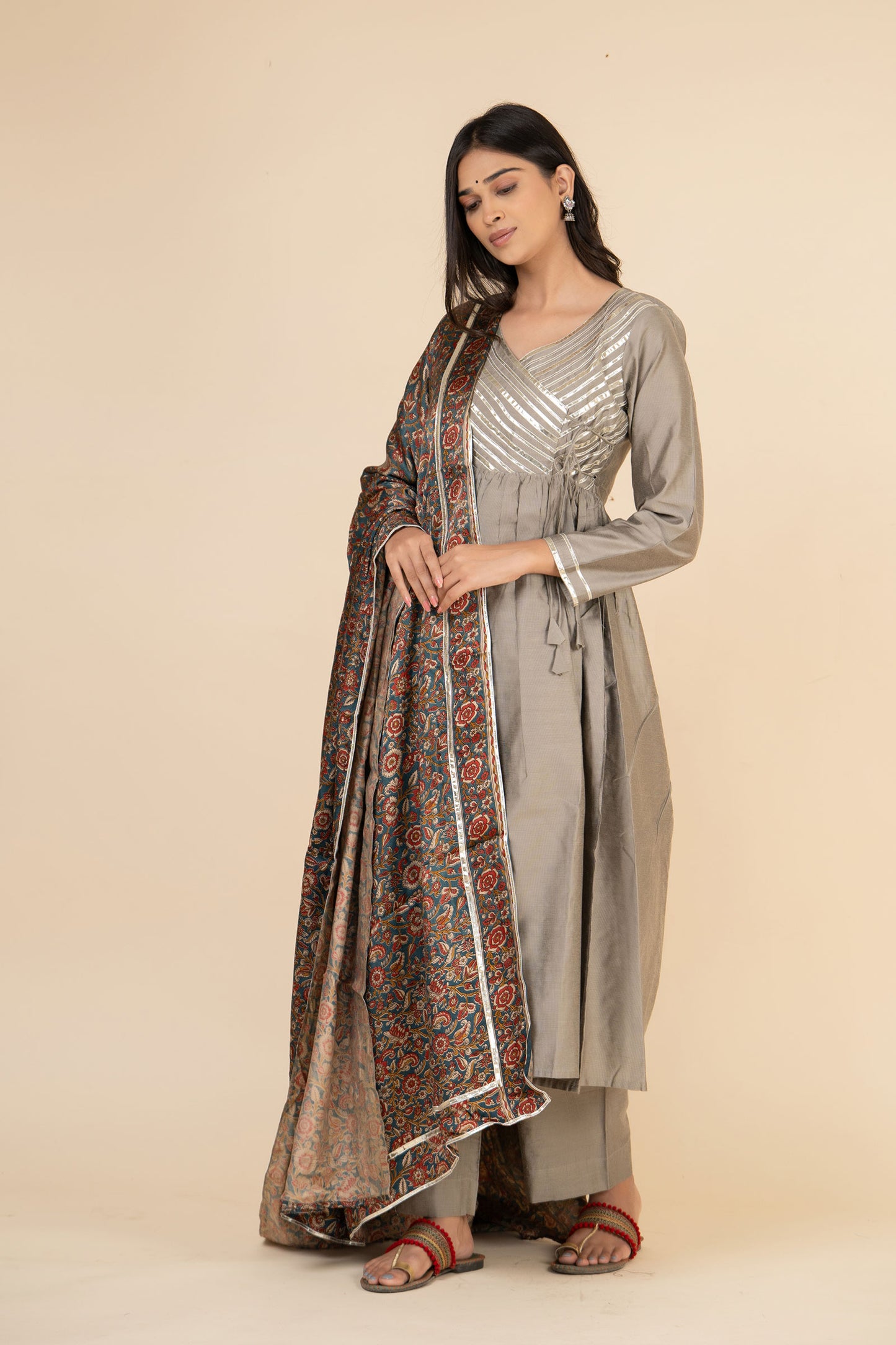 Harsingar Lace Suit Set