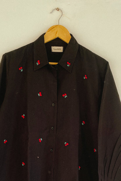 Black Roses Embroidery Shirt (Unisex)